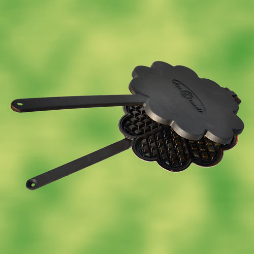 Waffle iron made of cast for heartshaped 26cm Wood Stove Gas Fireplace